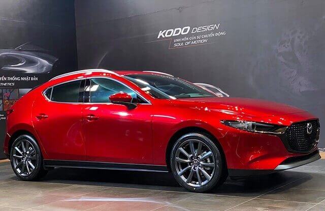 Đánh giá Mazda 3 2020 Hatchback Premium bên ngoài
