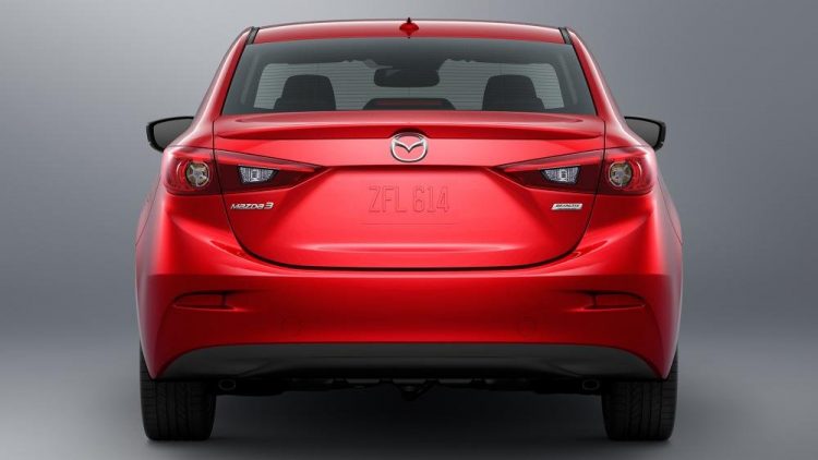 Đánh giá xe Mazda 3 2018 đuôi xe