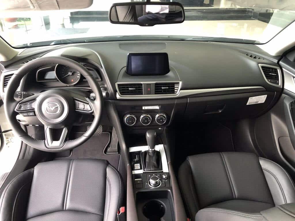 Đánh giá nội thất Mazda 3 Luxury 2019 