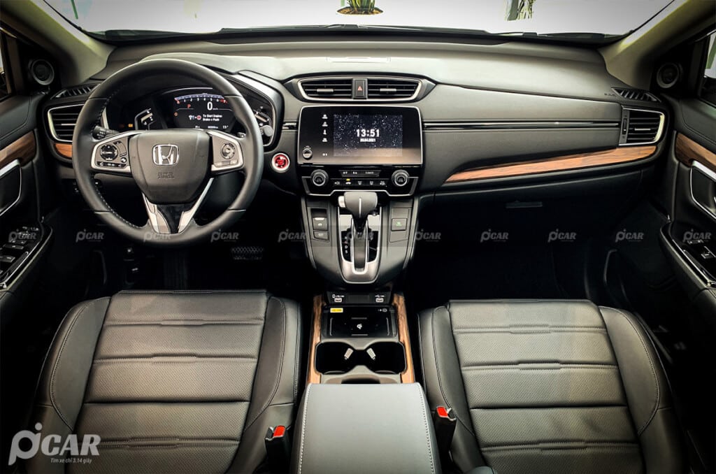 Khoang lái Honda CR-V
